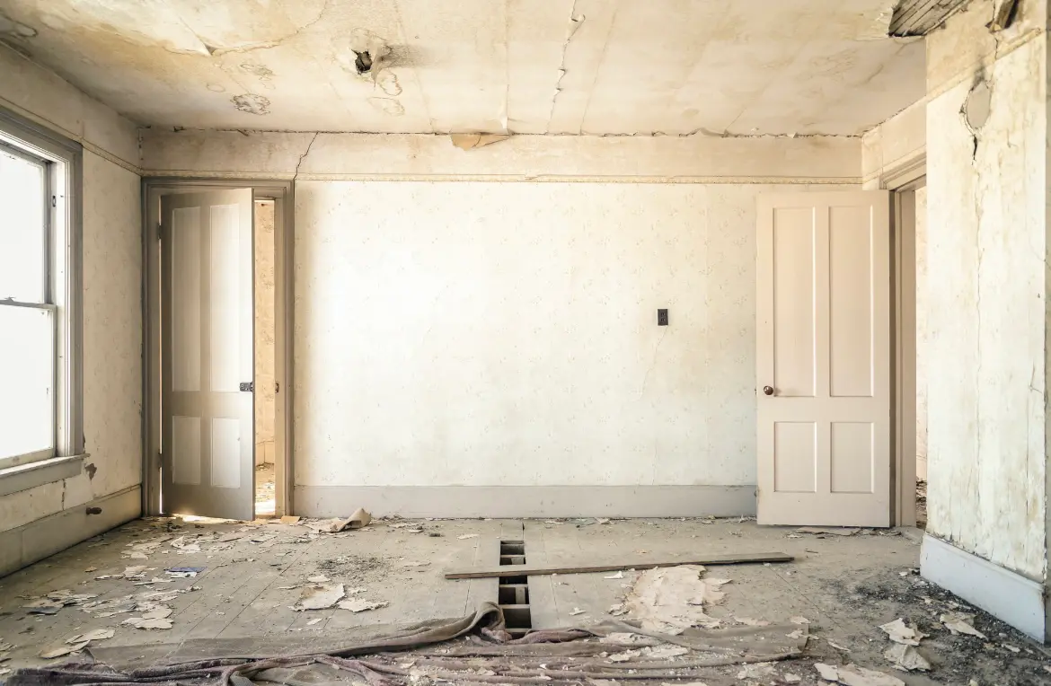 Waste disposal crew managing a cleanout project in Pico Rivera